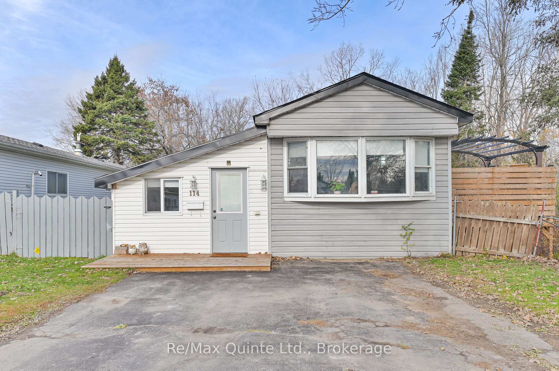 Photo 3 of Unit 114, 529 Old Highway 2, Quinte West, Sidney Ward — HOMEH