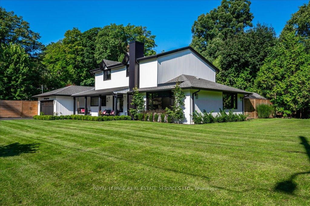 Photo 3 of 169 Oakes Drive, Mississauga, Mineola — HOMEH