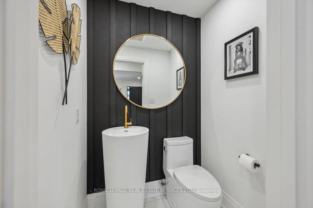 Photo 19 of 169 Oakes Drive, Mississauga, Mineola — HOMEH