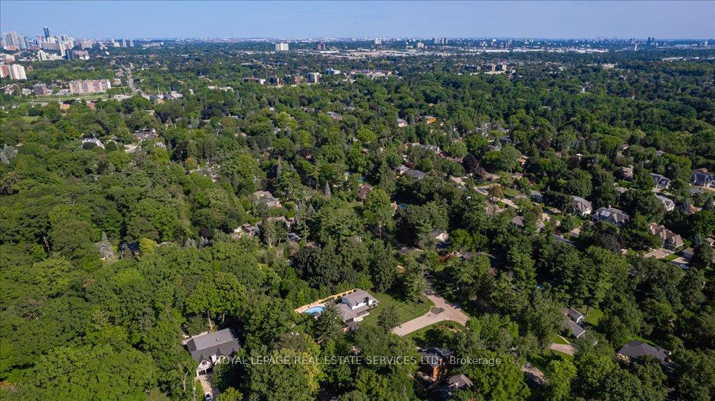 Photo 48 of 169 Oakes Drive, Mississauga, Mineola — HOMEH