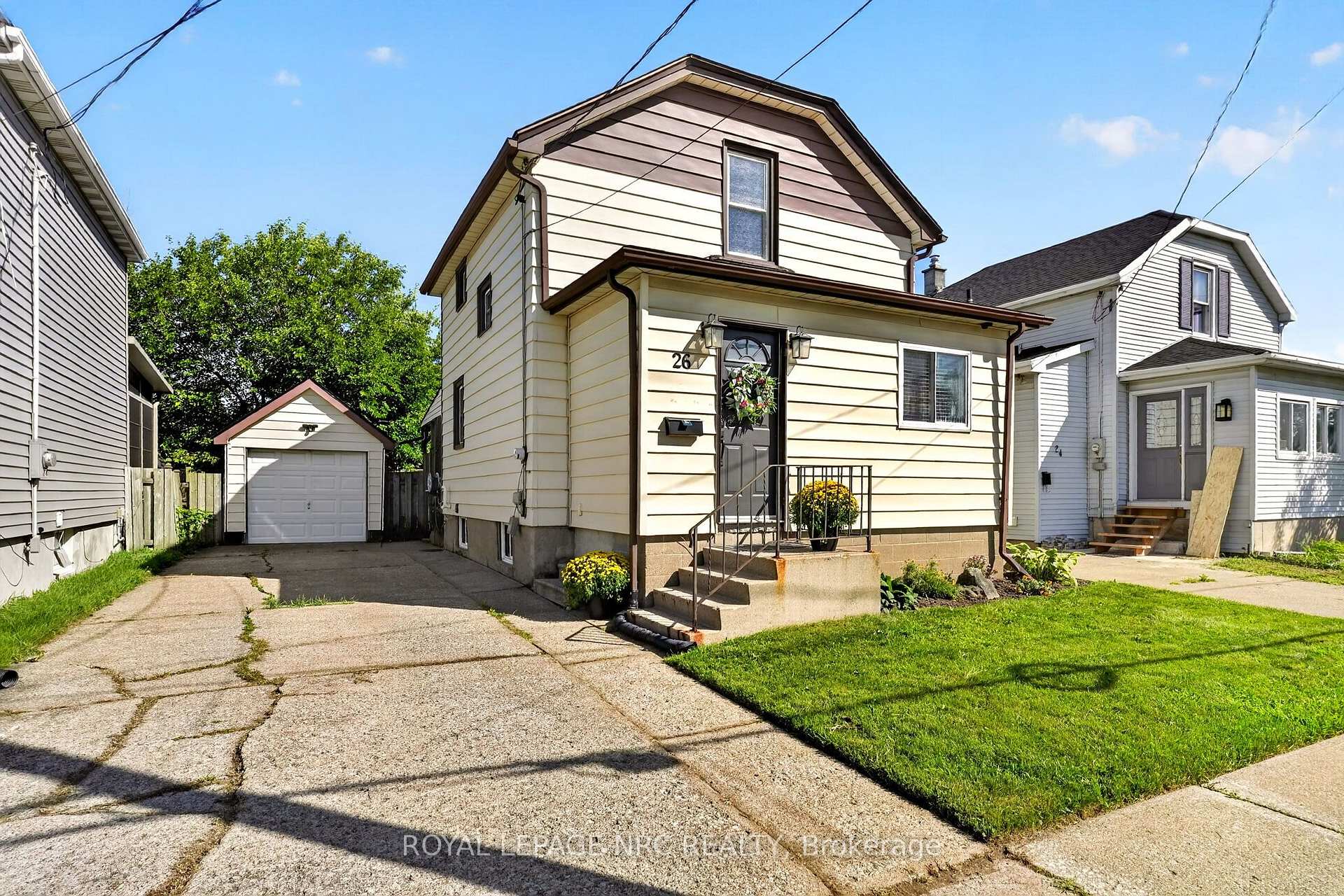 Photo 1 of 26 Lyndon Street W, Thorold, Thorold Downtown — HOMEH