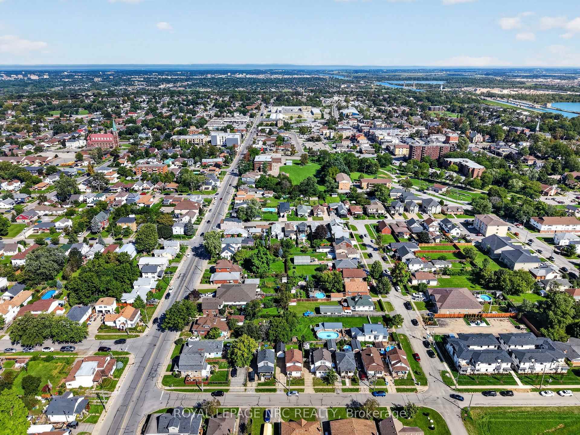 Photo 33 of 26 Lyndon Street W, Thorold, Thorold Downtown — HOMEH