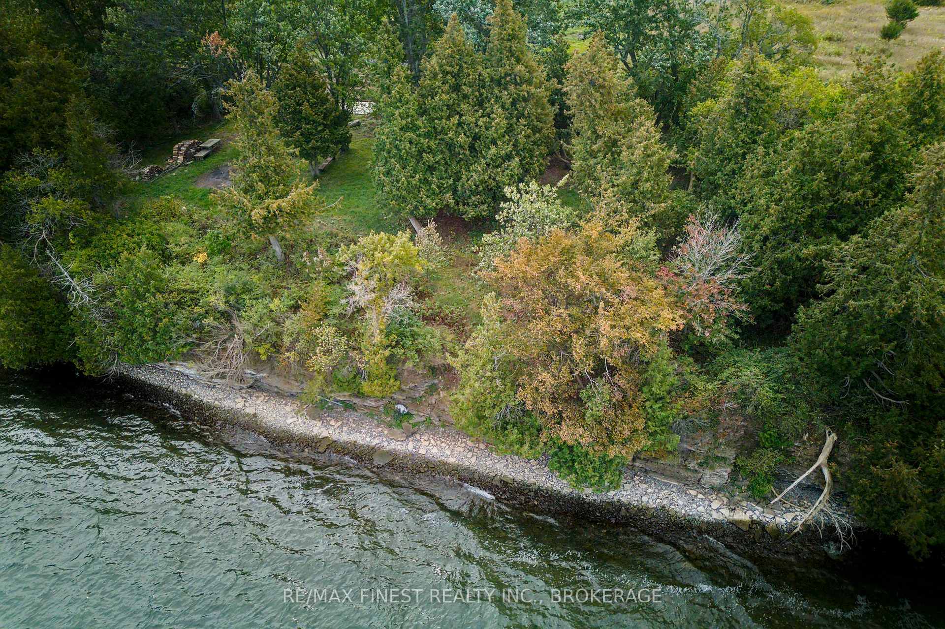 Photo 5 of 1600 Front Road, Loyalist, Amherst Island — HOMEH