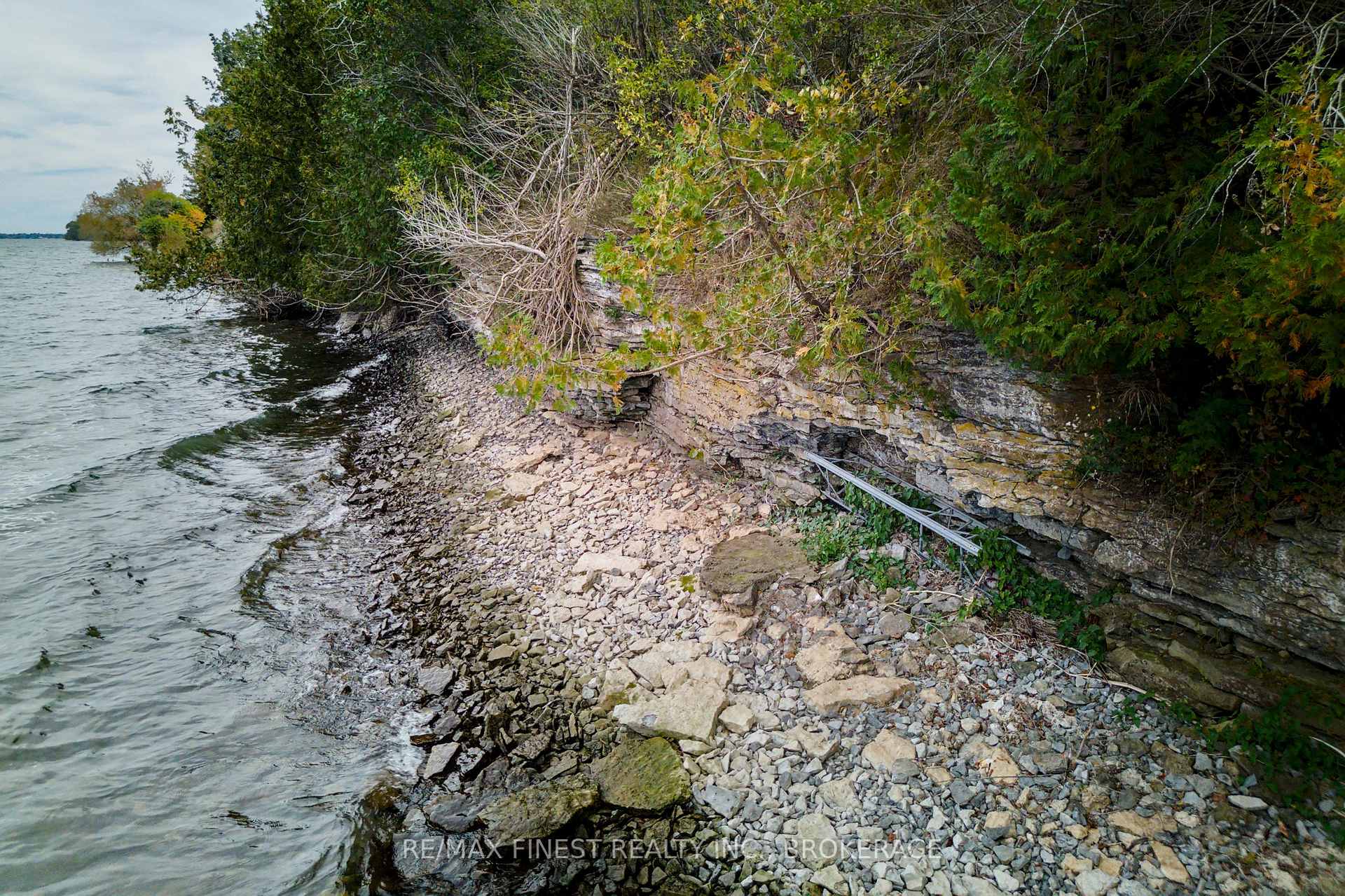 Photo 14 of 1600 Front Road, Loyalist, Amherst Island — HOMEH