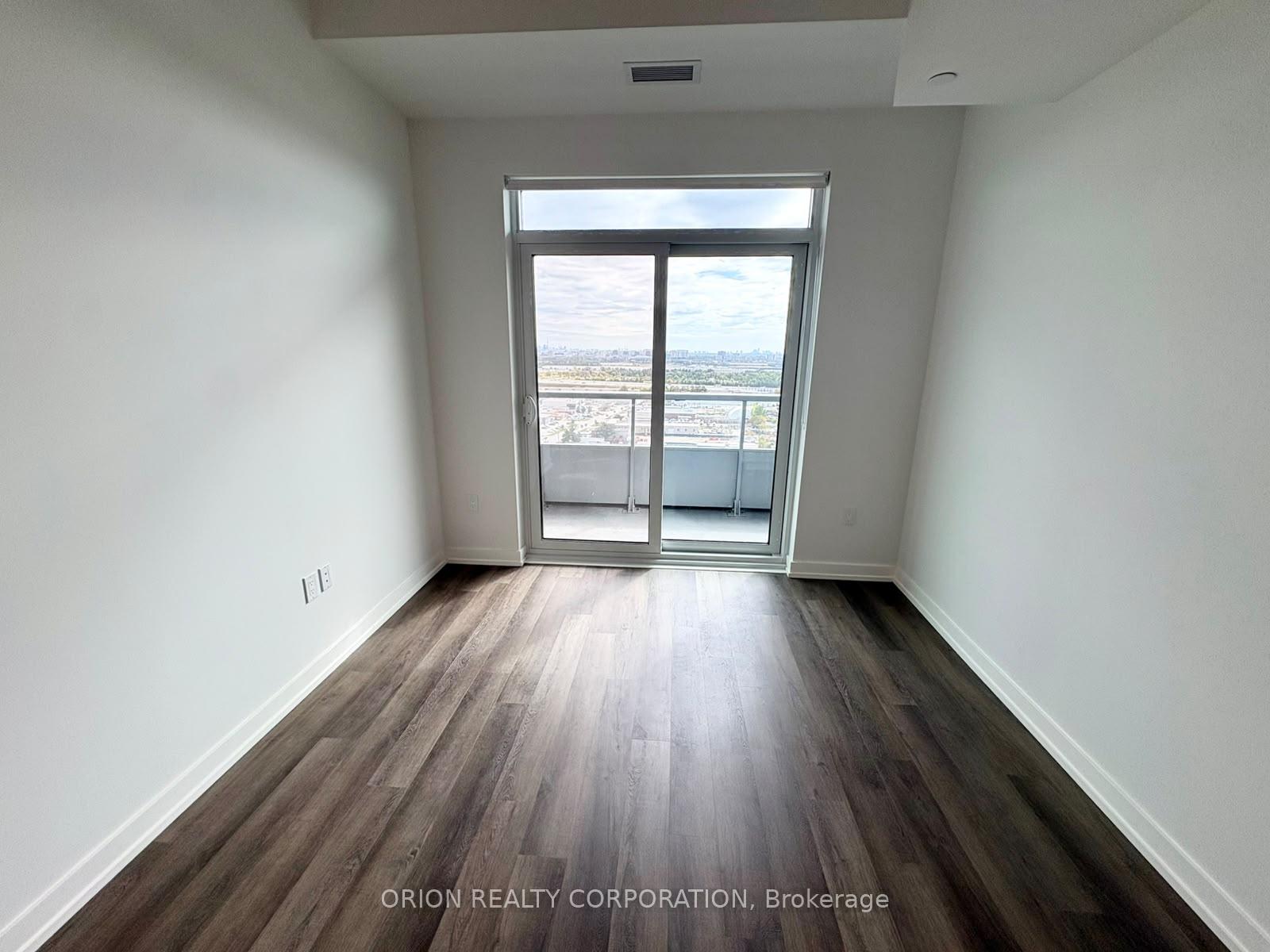 Photo 5 of Unit 1912, 21 Meadowdale Road, Vaughan, Vaughan Corporate Centre — HOMEH
