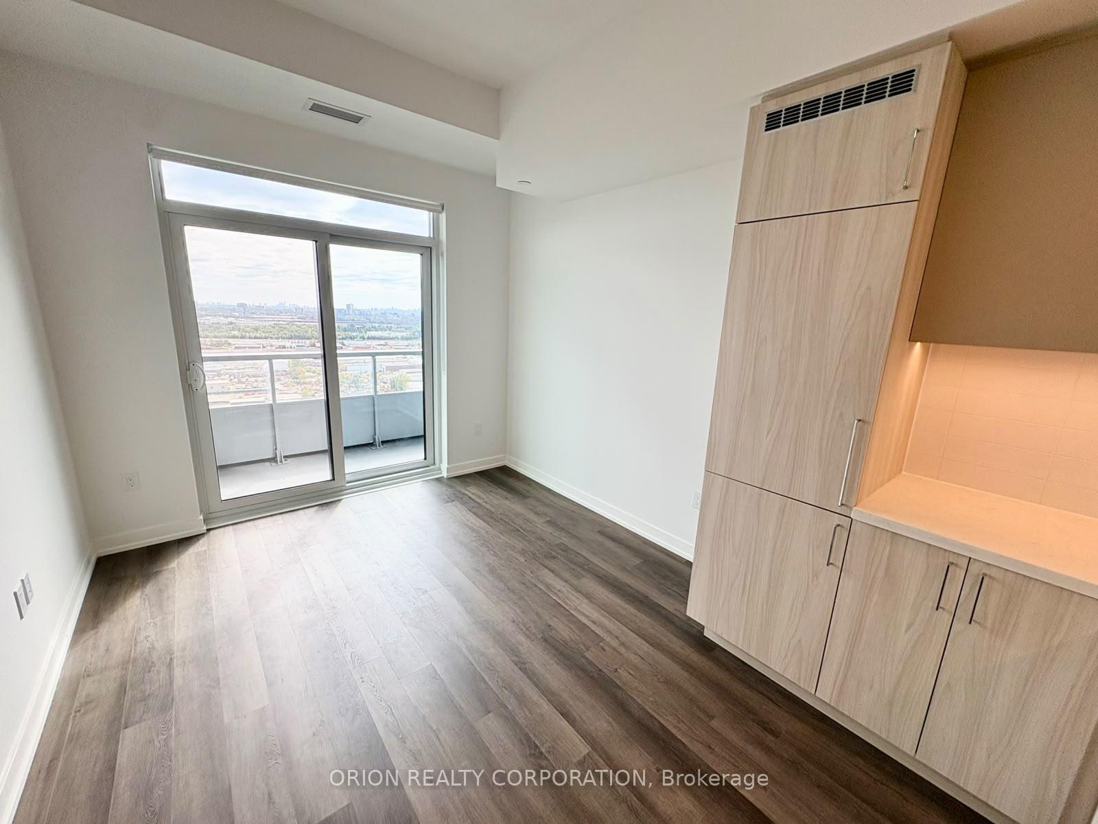 Photo 6 of Unit 1912, 21 Meadowdale Road, Vaughan, Vaughan Corporate Centre — HOMEH