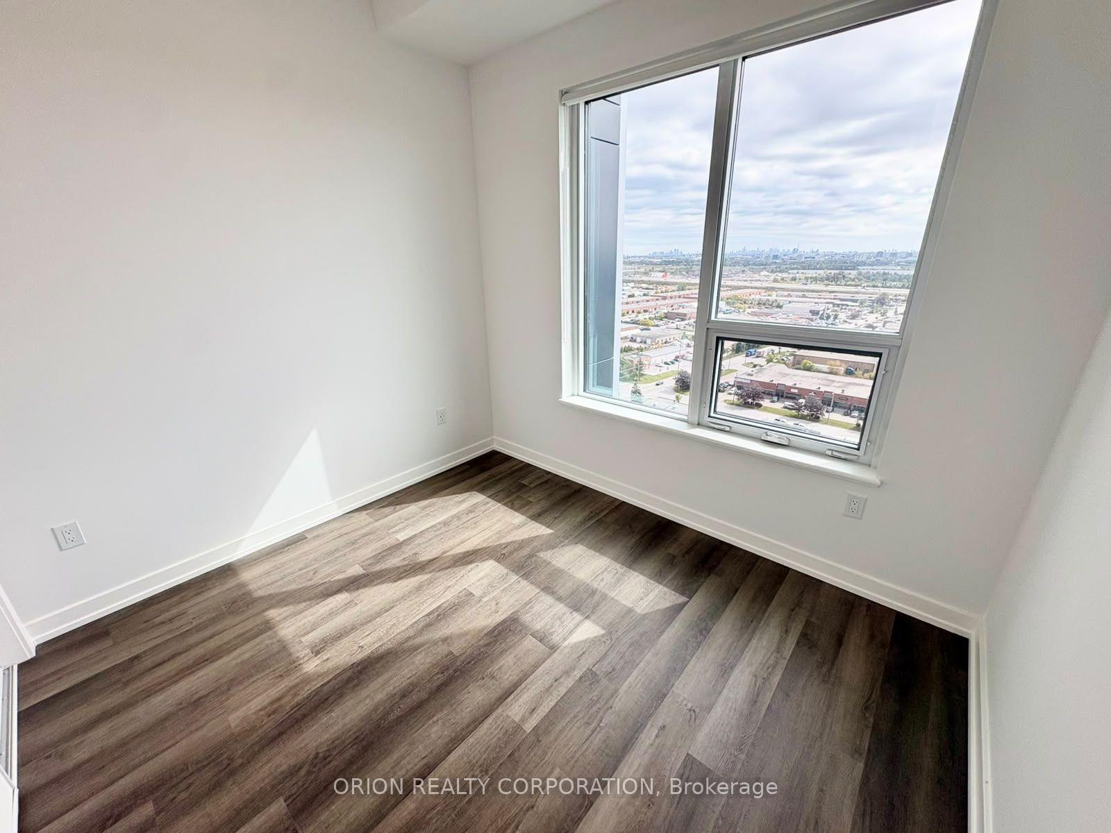 Photo 10 of Unit 1912, 21 Meadowdale Road, Vaughan, Vaughan Corporate Centre — HOMEH