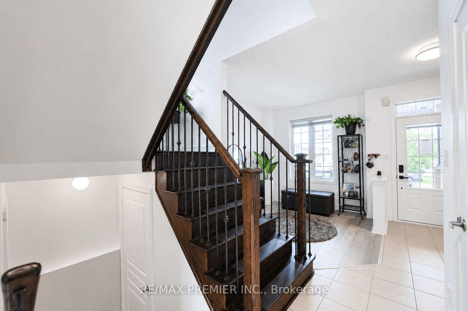 Photo 12 of 113 McGahey Street, New Tecumseth, Tottenham — HOMEH