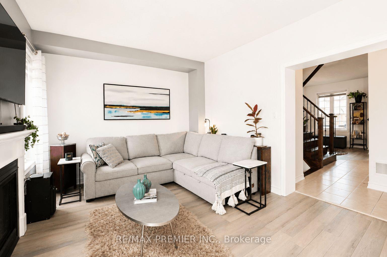 Photo 15 of 113 McGahey Street, New Tecumseth, Tottenham — HOMEH