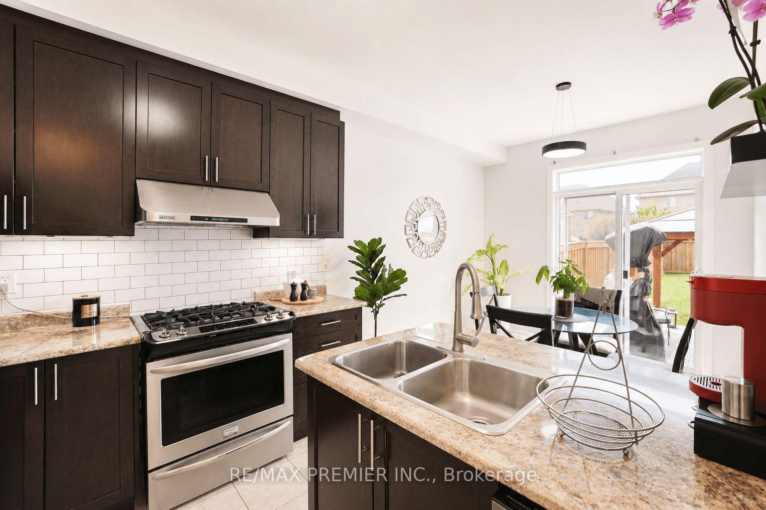 Photo 23 of 113 McGahey Street, New Tecumseth, Tottenham — HOMEH