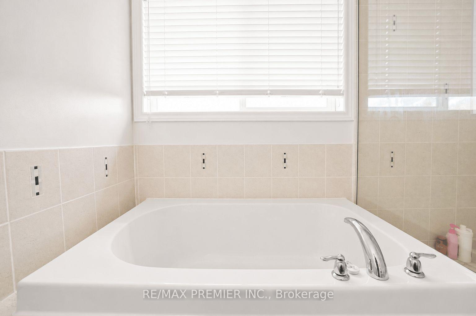 Photo 35 of 113 McGahey Street, New Tecumseth, Tottenham — HOMEH