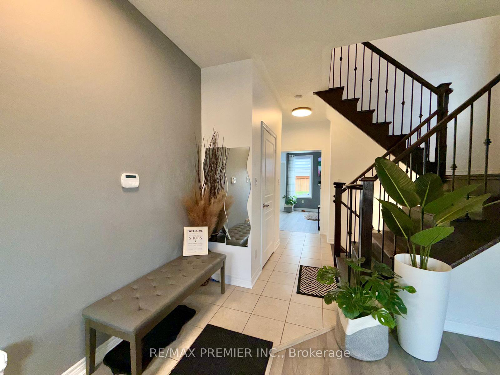 Photo 7 of 113 McGahey Street, New Tecumseth, Tottenham — HOMEH