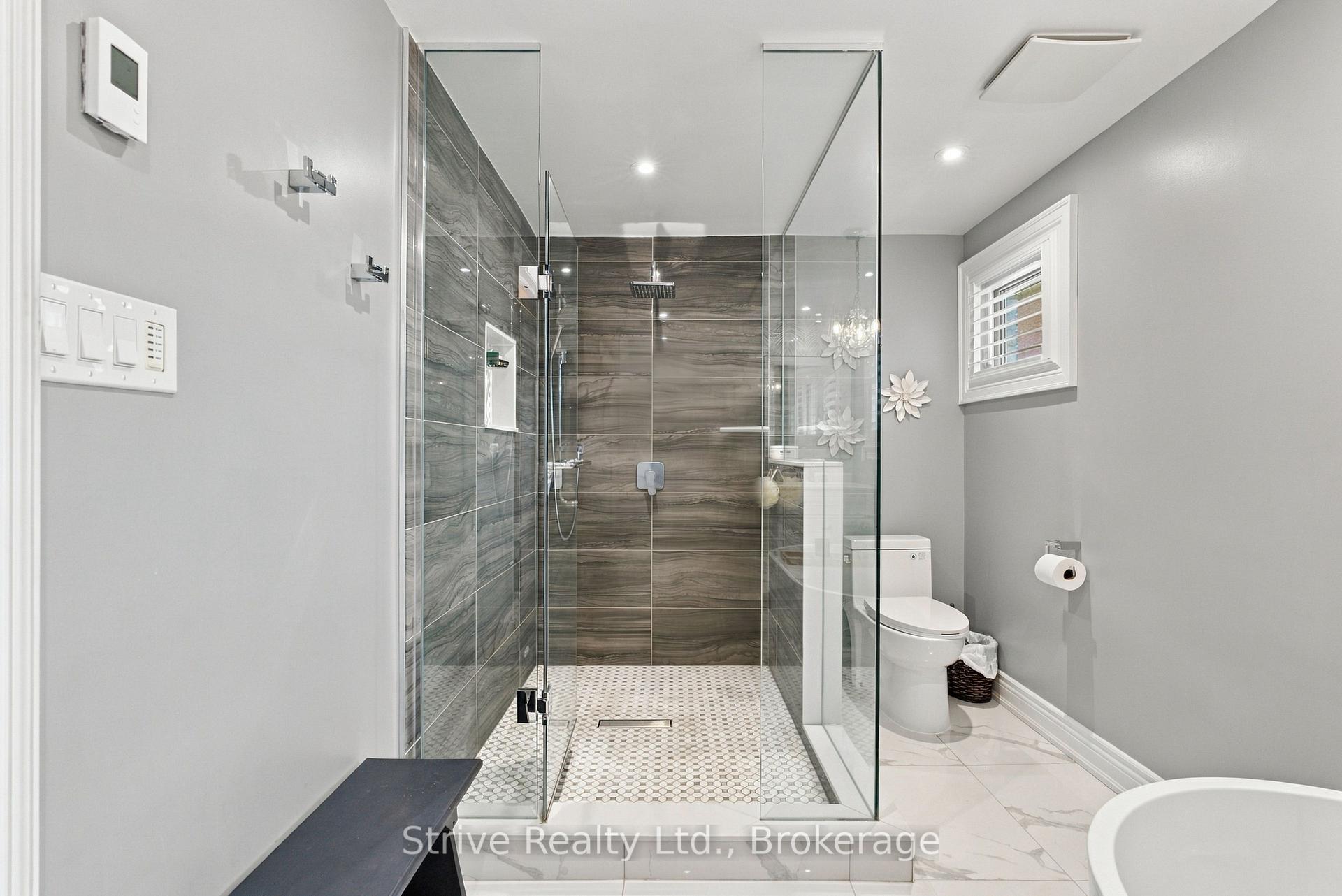 Photo 24 of 40 Mclellan Drive, Clarington, Courtice — HOMEH
