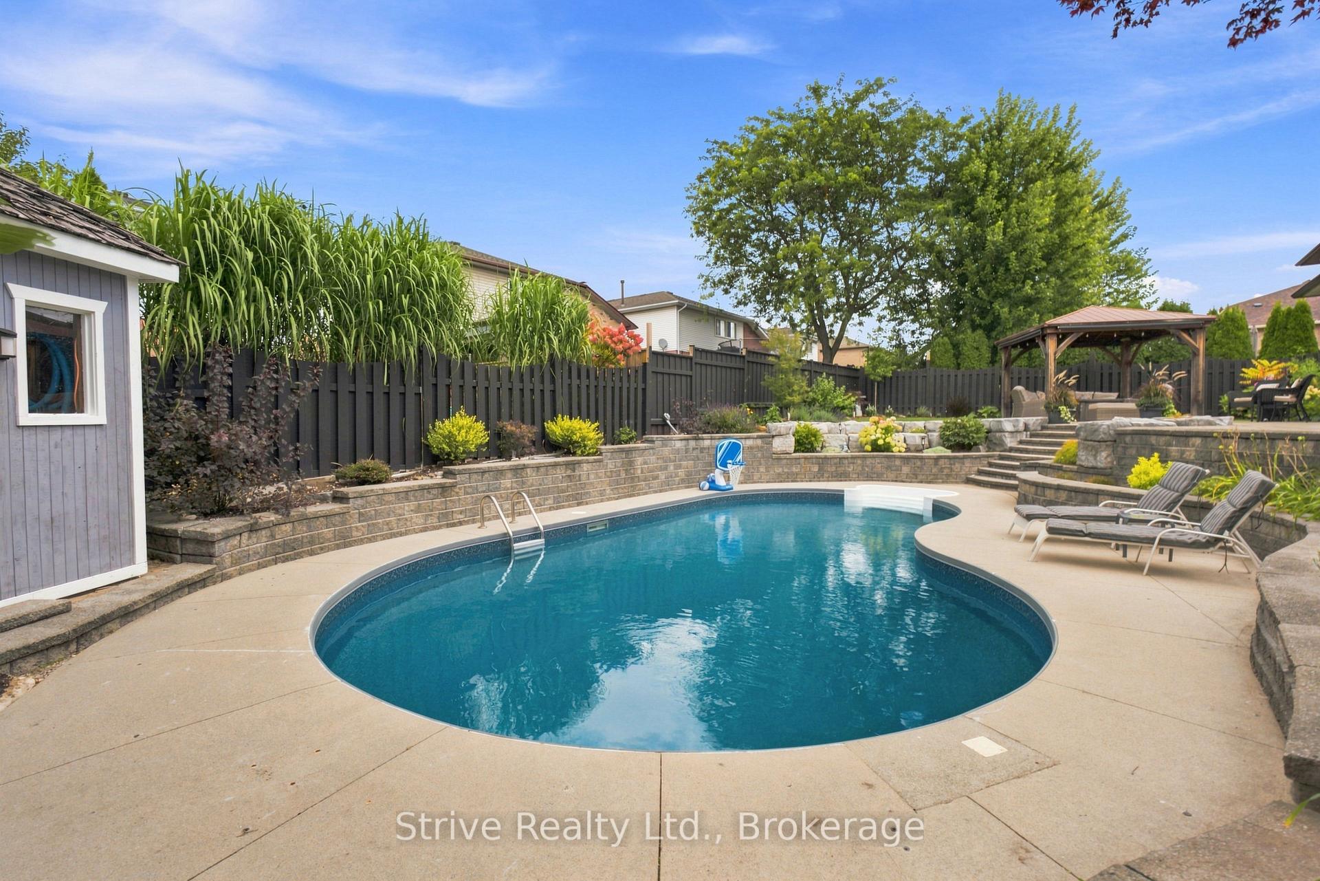 Photo 45 of 40 Mclellan Drive, Clarington, Courtice — HOMEH