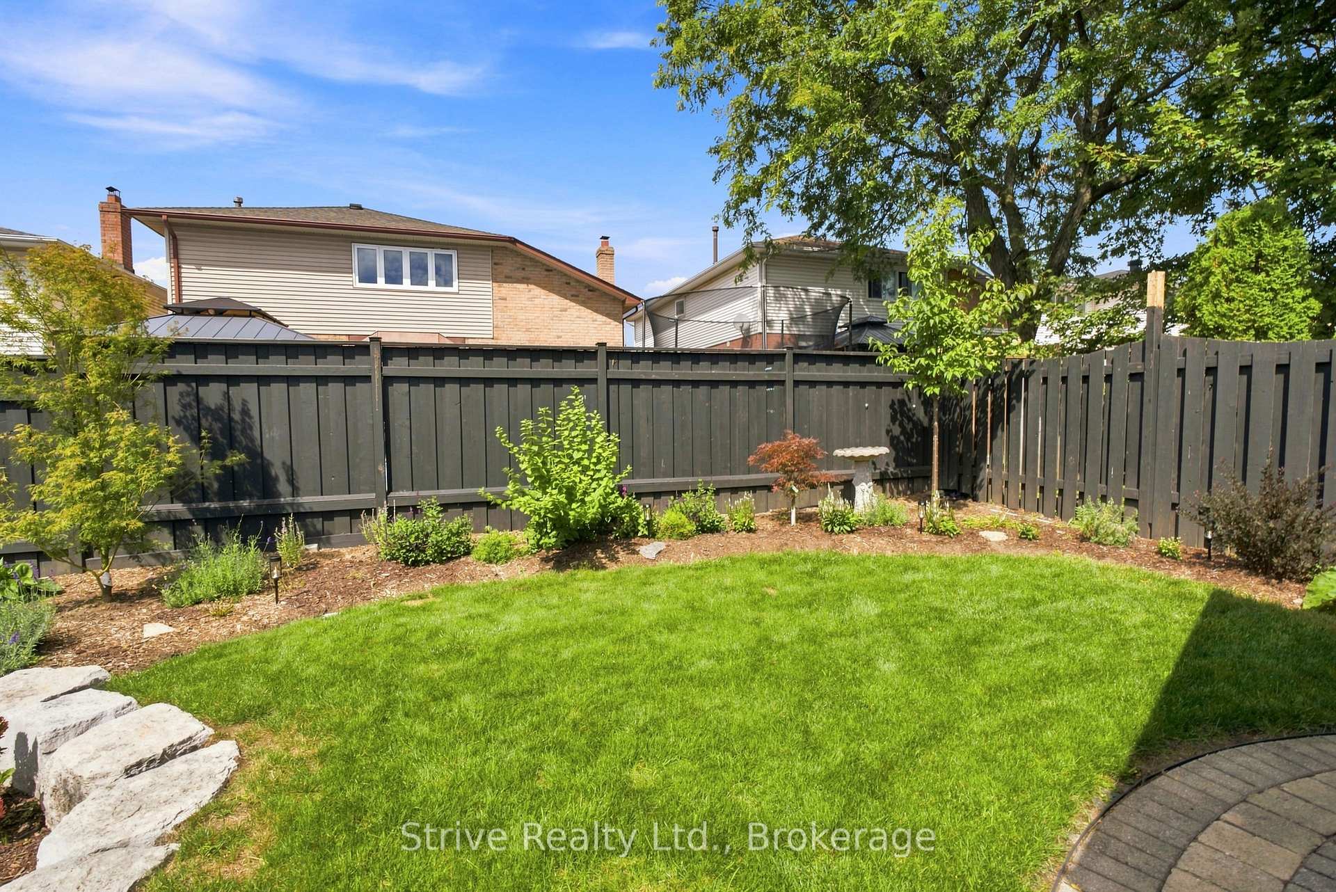 Photo 48 of 40 Mclellan Drive, Clarington, Courtice — HOMEH
