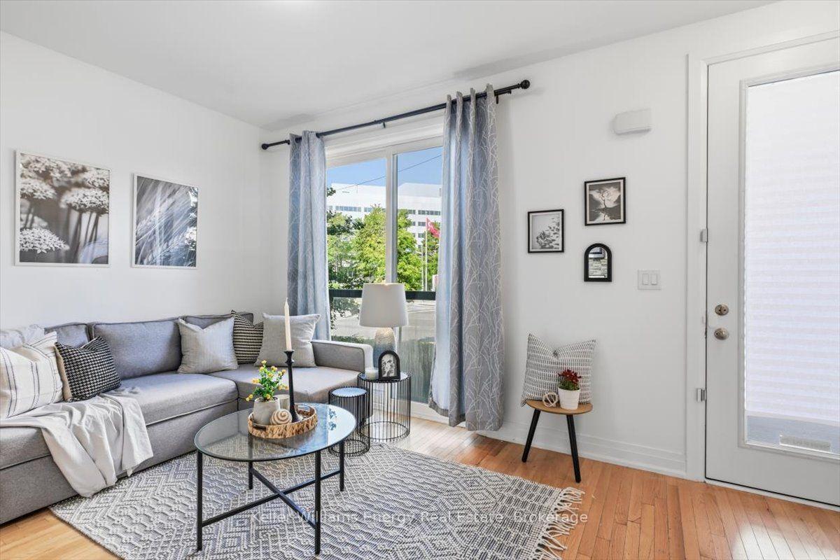 Photo of Unit 65, 721 Lawrence Avenue W