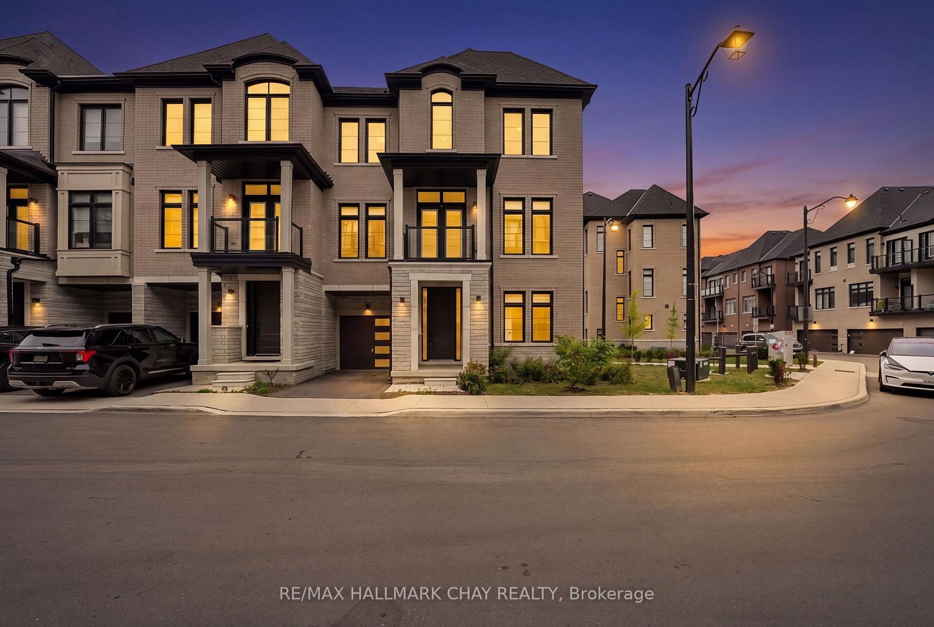 Photo 1 of 121 De La Roche Drive, Vaughan, Vellore Village — HOMEH