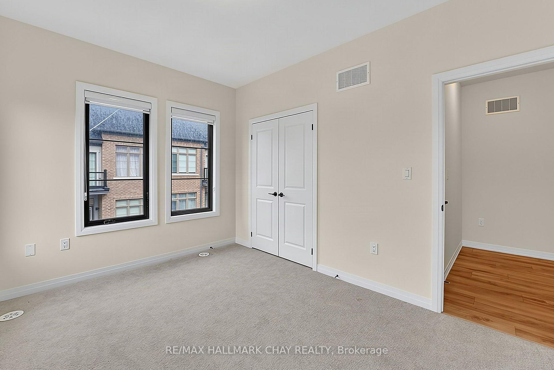 Photo 20 of 121 De La Roche Drive, Vaughan, Vellore Village — HOMEH