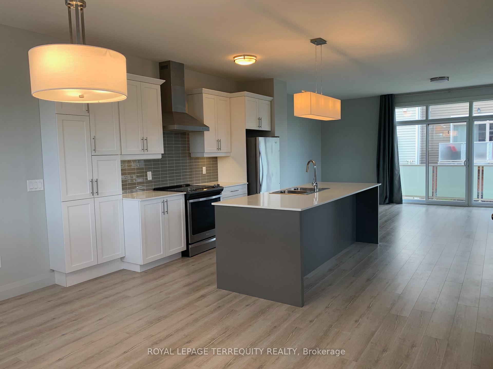 Photo of Unit 2, 3025 Singleton Avenue
