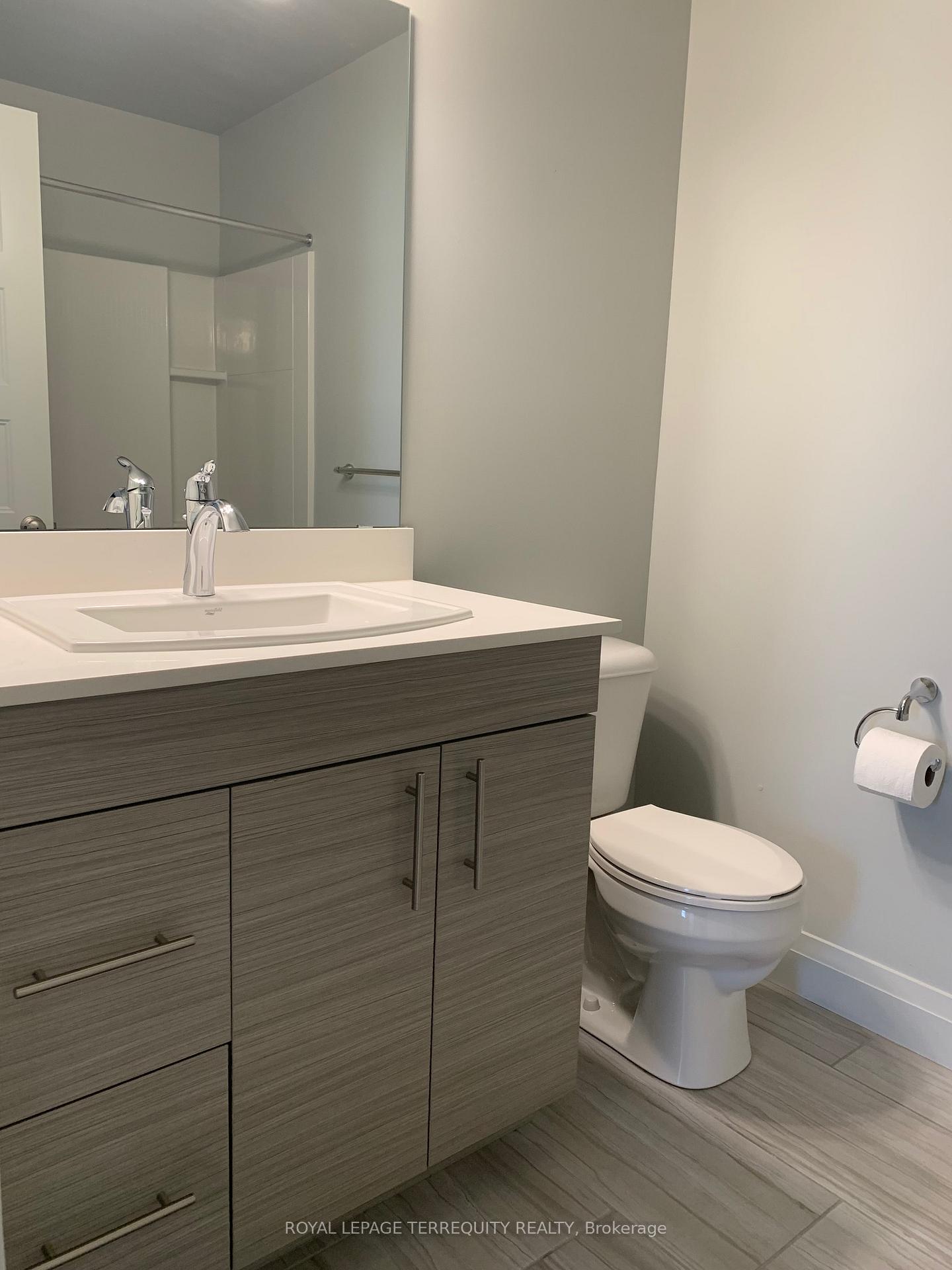 Photo 23 of Unit 2, 3025 Singleton Avenue, London, South W — HOMEH
