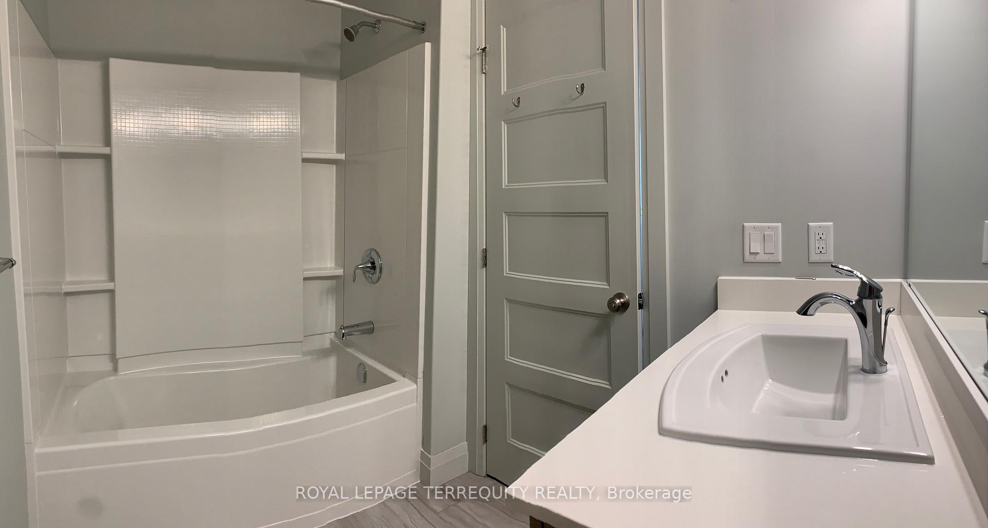 Photo 24 of Unit 2, 3025 Singleton Avenue, London, South W — HOMEH