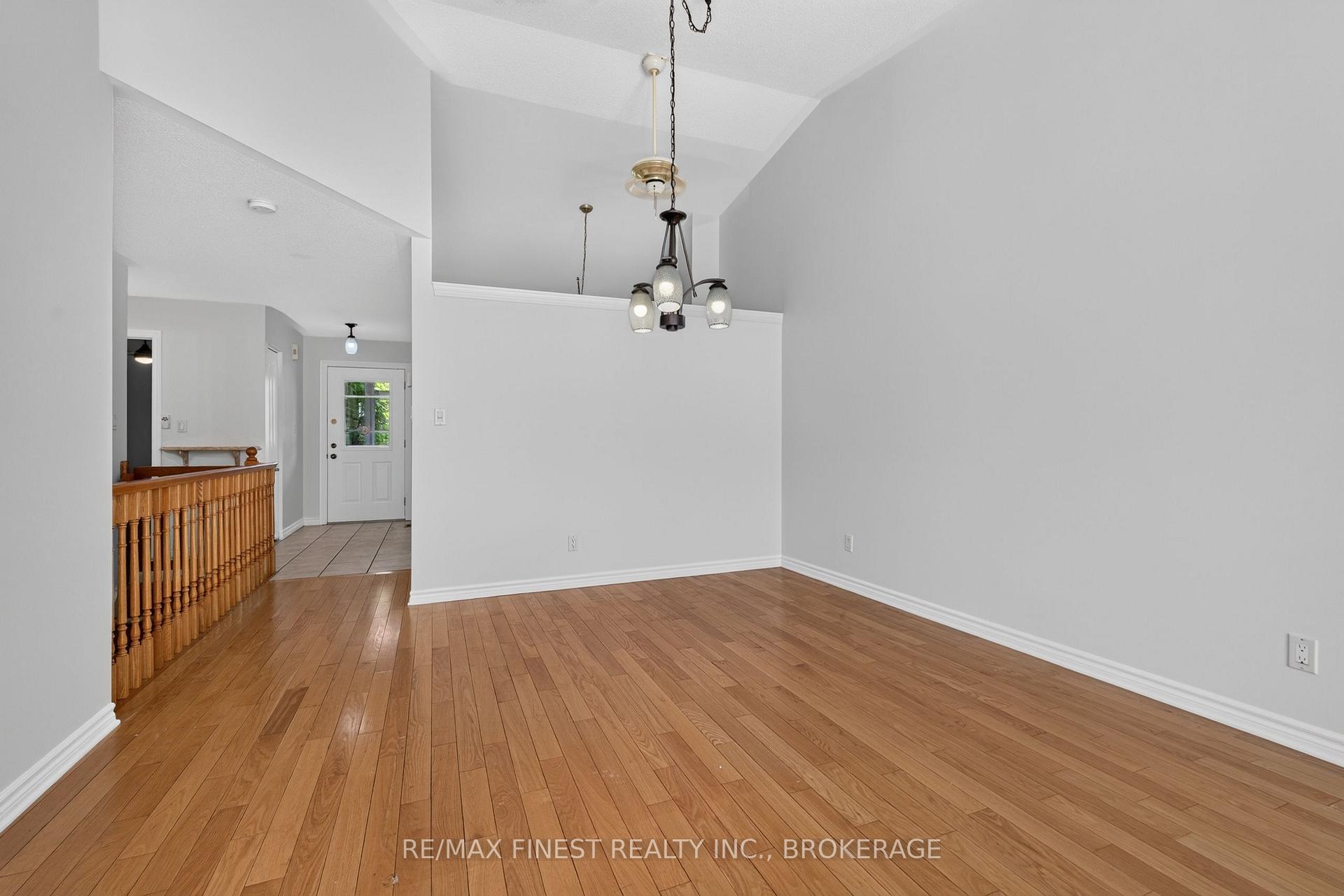 Photo 11 of 712 Millwood Drive, Kingston, City SouthWest — HOMEH