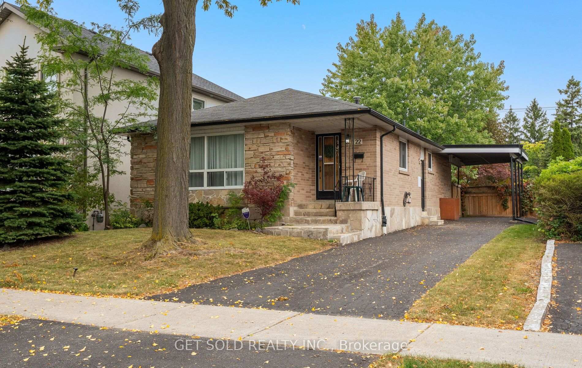 Photo of 22 Almayo Crescent