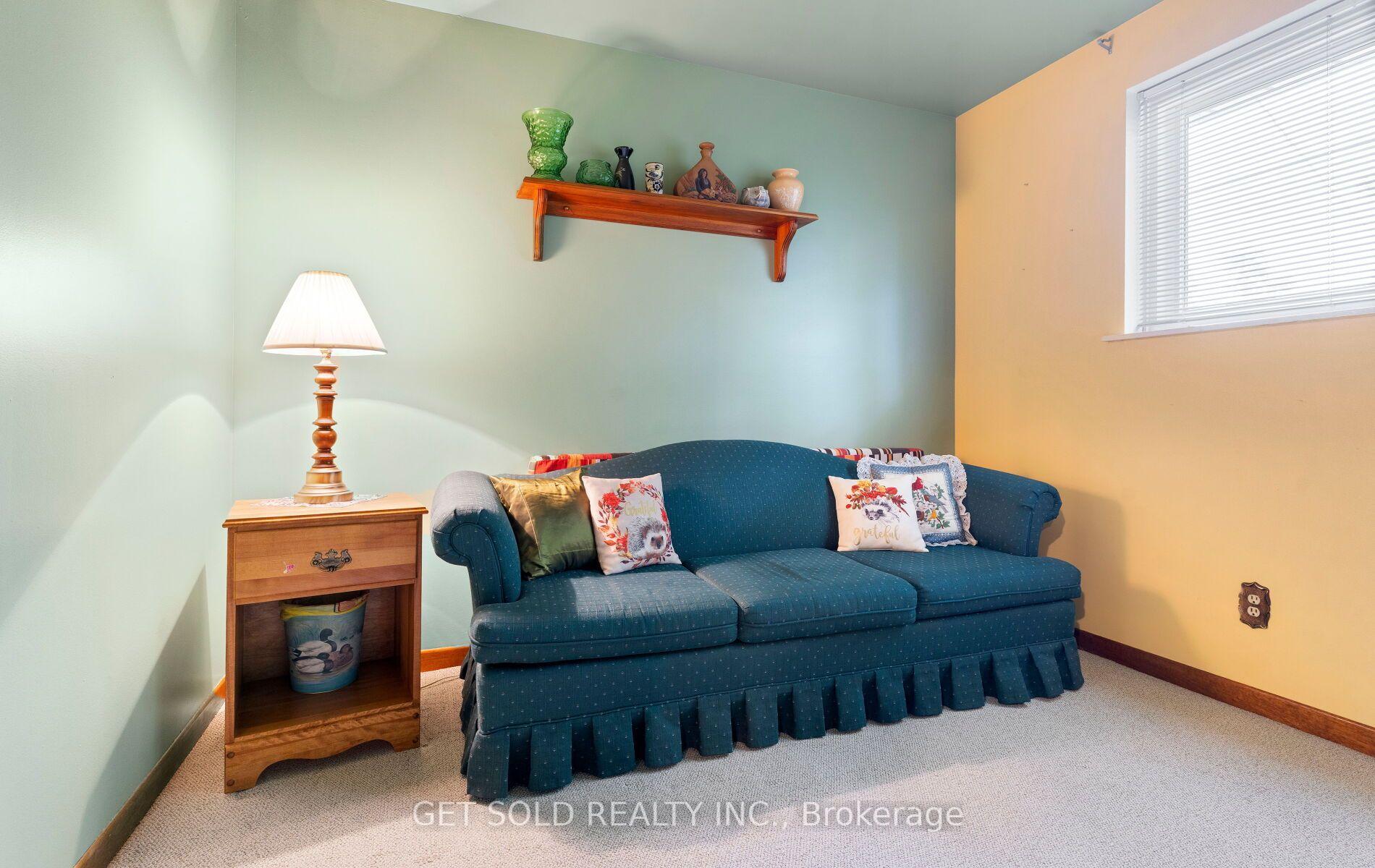 Photo 22 of 22 Almayo Crescent, Etobicoke, West Humber-Clairville — HOMEH