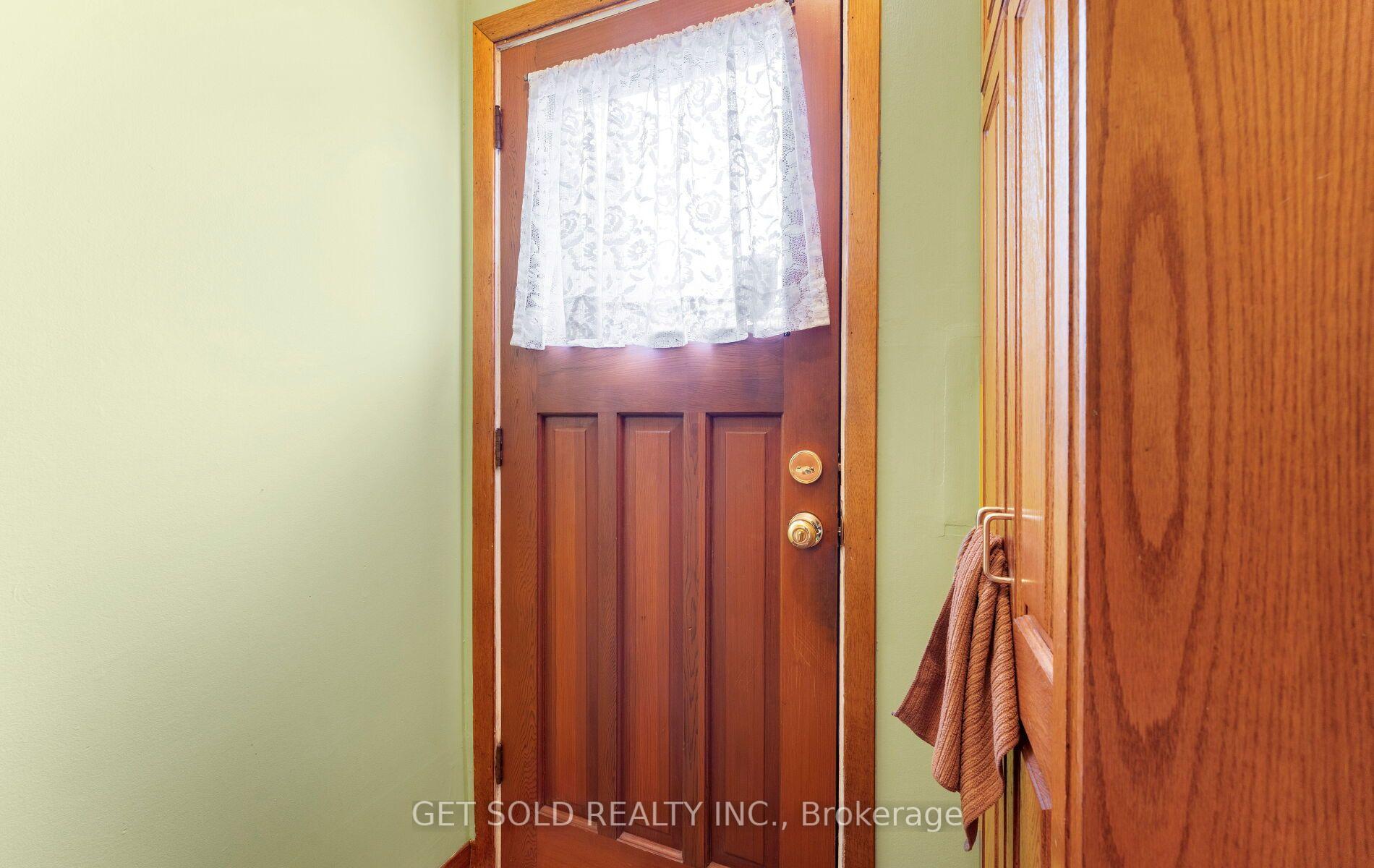 Photo 28 of 22 Almayo Crescent, Etobicoke, West Humber-Clairville — HOMEH