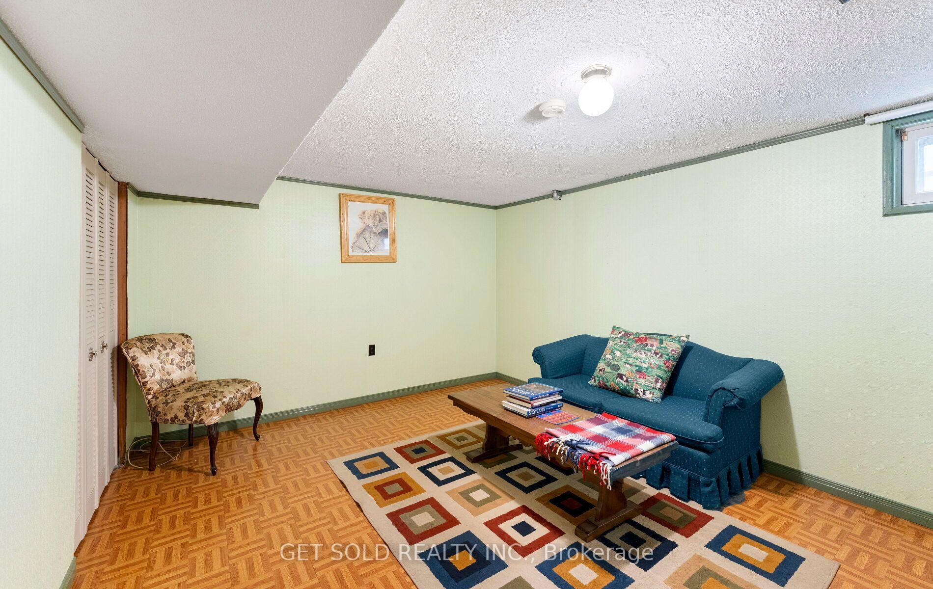 Photo 36 of 22 Almayo Crescent, Etobicoke, West Humber-Clairville — HOMEH