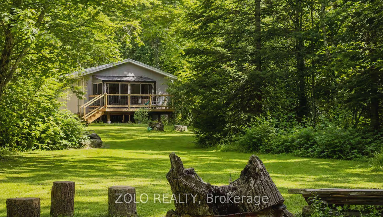 Photo of 886 Monck Road
