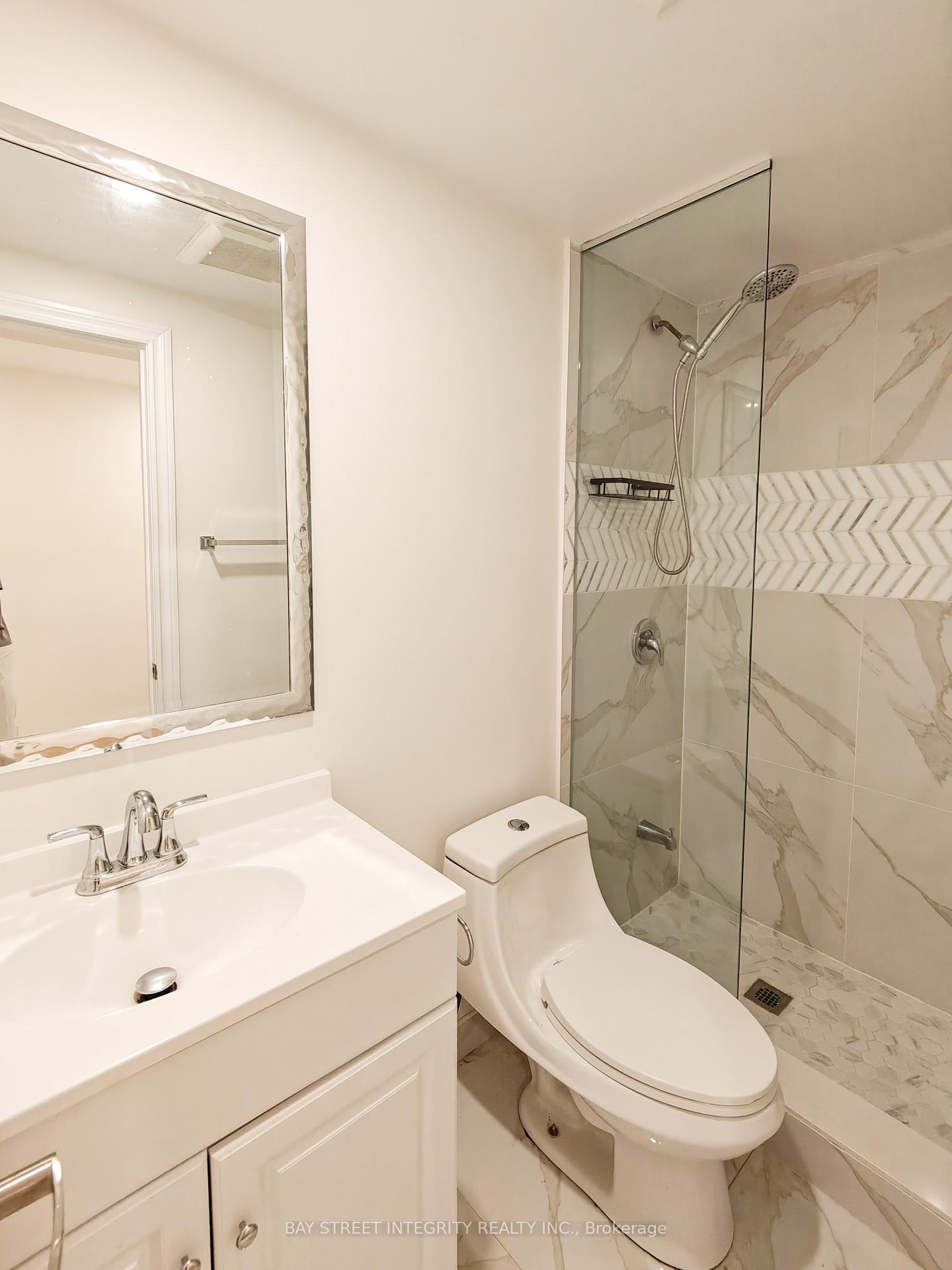 Photo 10 of Unit Lower, 598 Crawford Street, Toronto, Palmerston-Little Italy — HOMEH