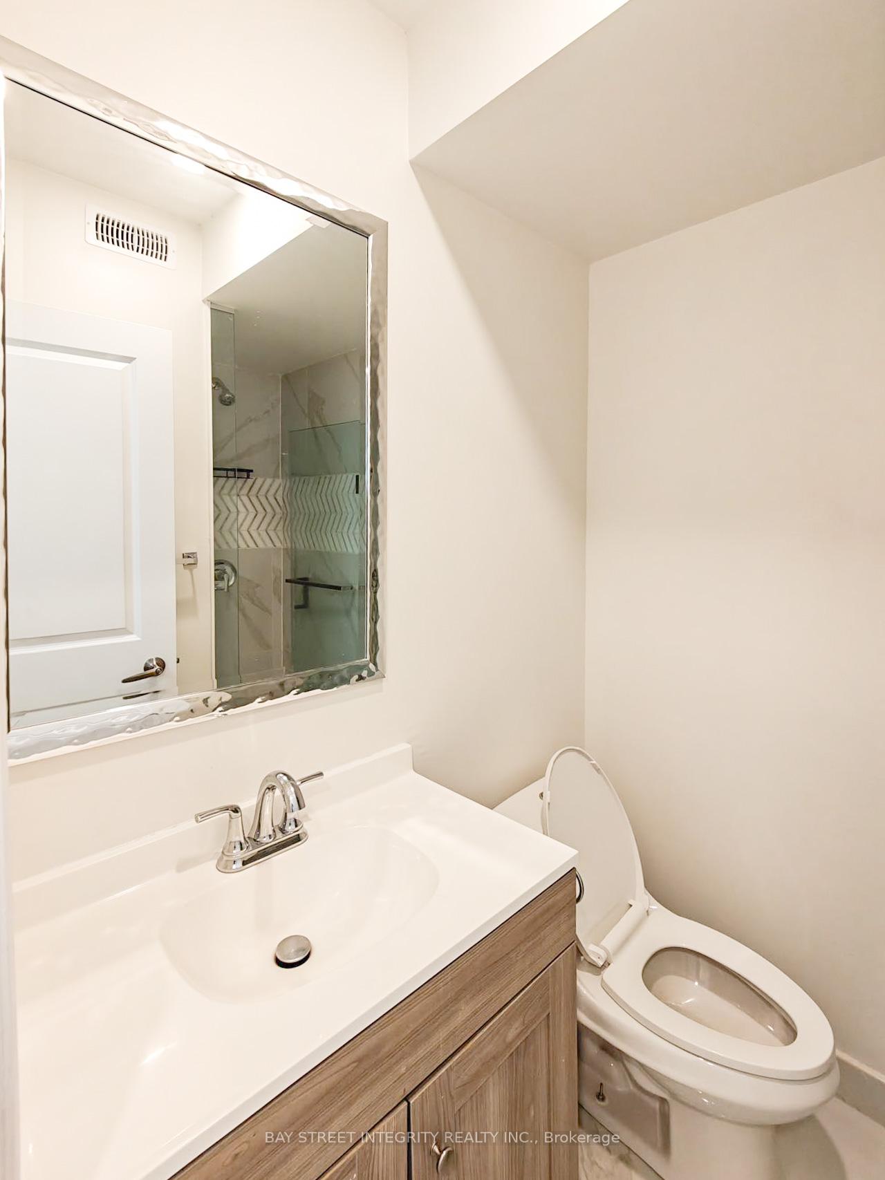 Photo 11 of Unit Lower, 598 Crawford Street, Toronto, Palmerston-Little Italy — HOMEH