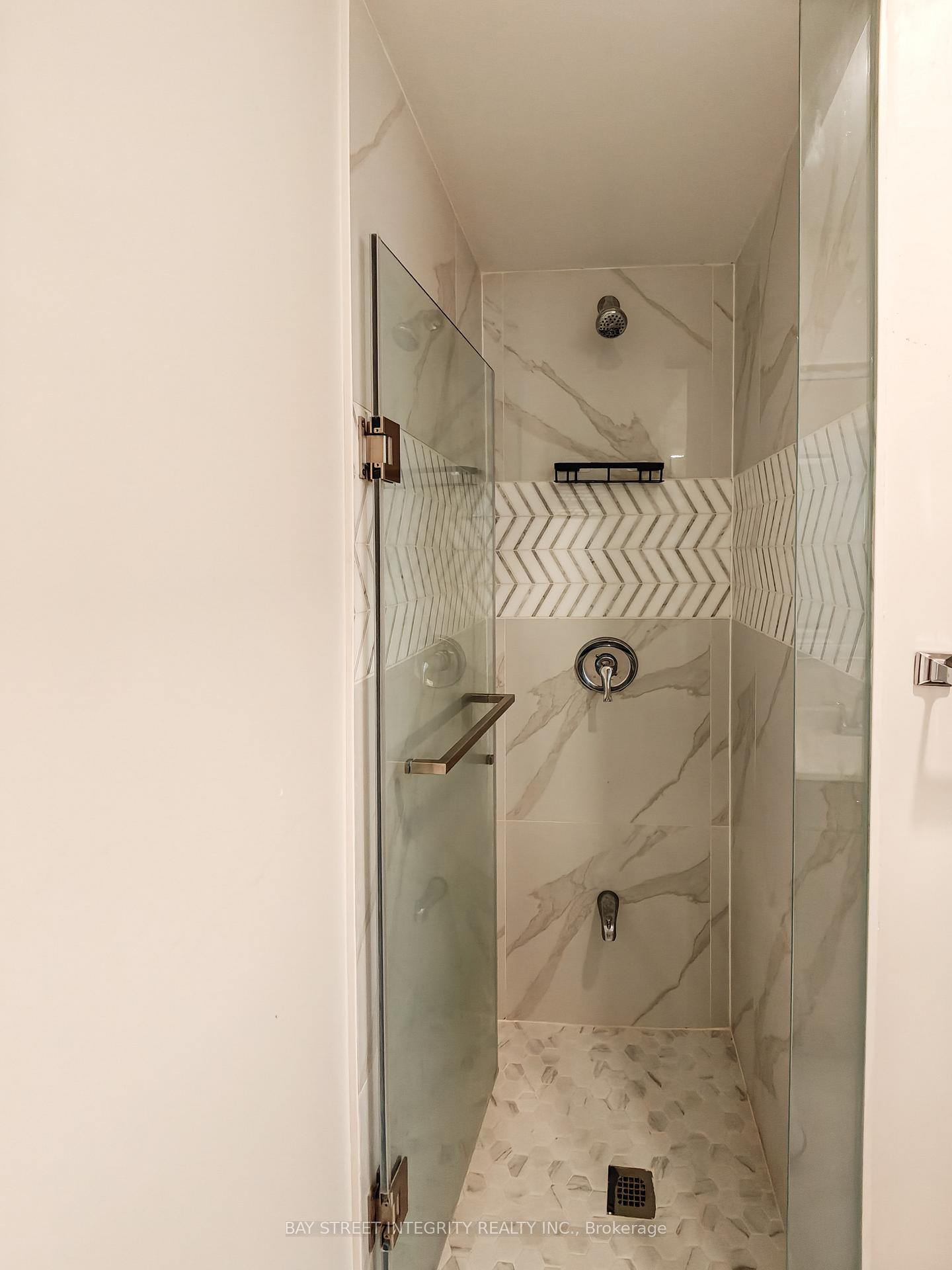Photo 12 of Unit Lower, 598 Crawford Street, Toronto, Palmerston-Little Italy — HOMEH