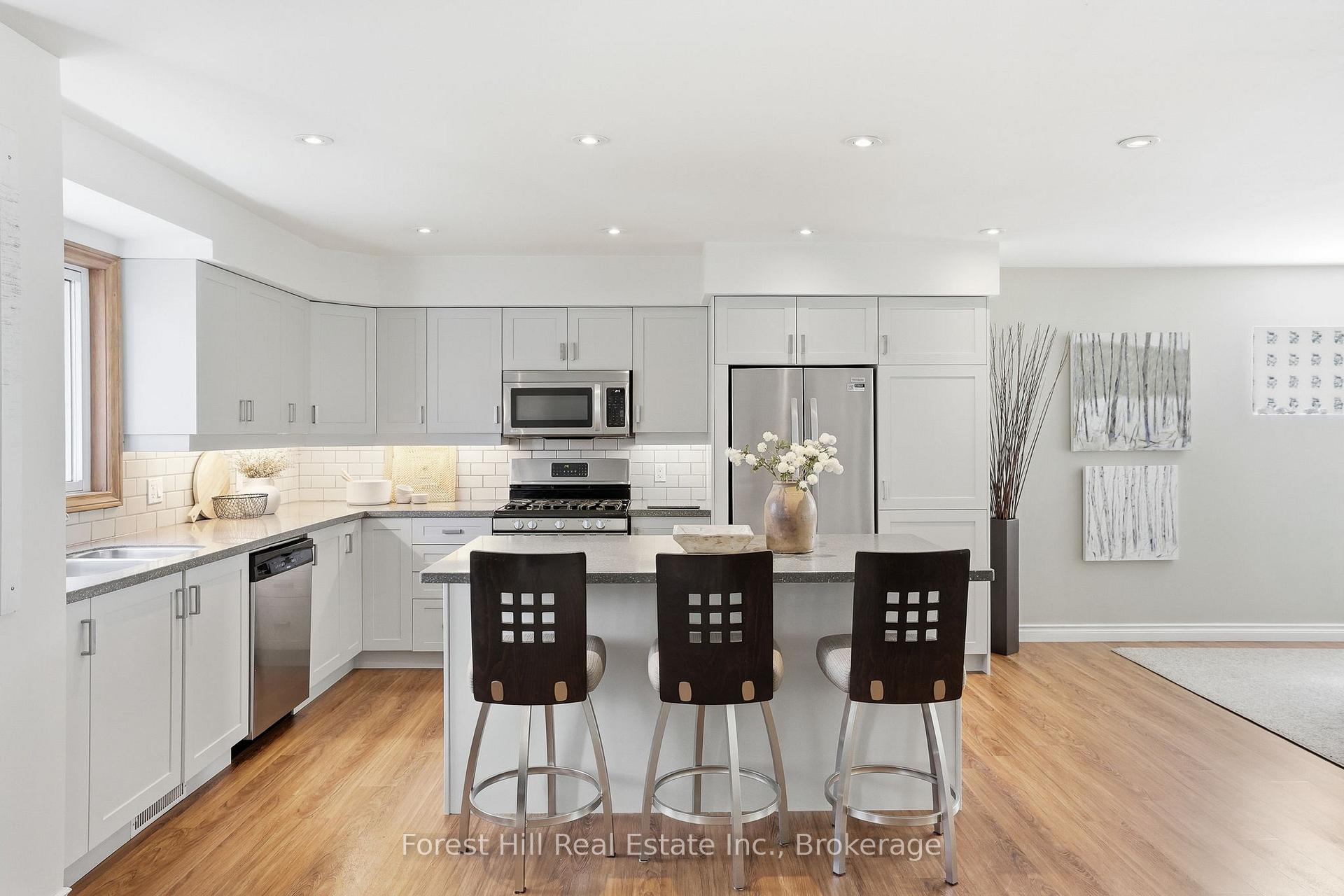 Photo 10 of 81 St Lawrence Street, Collingwood — HOMEH