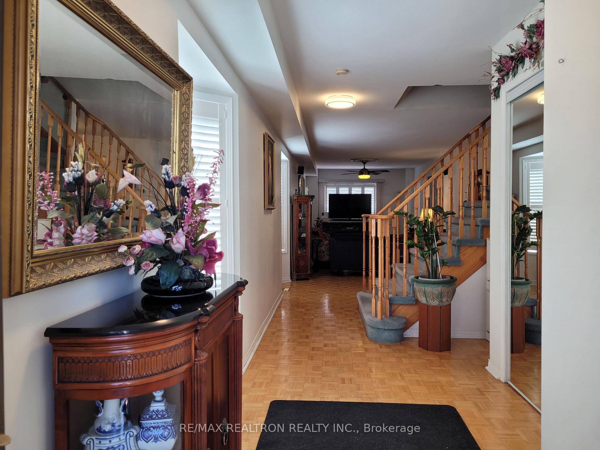 Photo 3 of 6 Echo Glen Road, Scarborough, Morningside — HOMEH