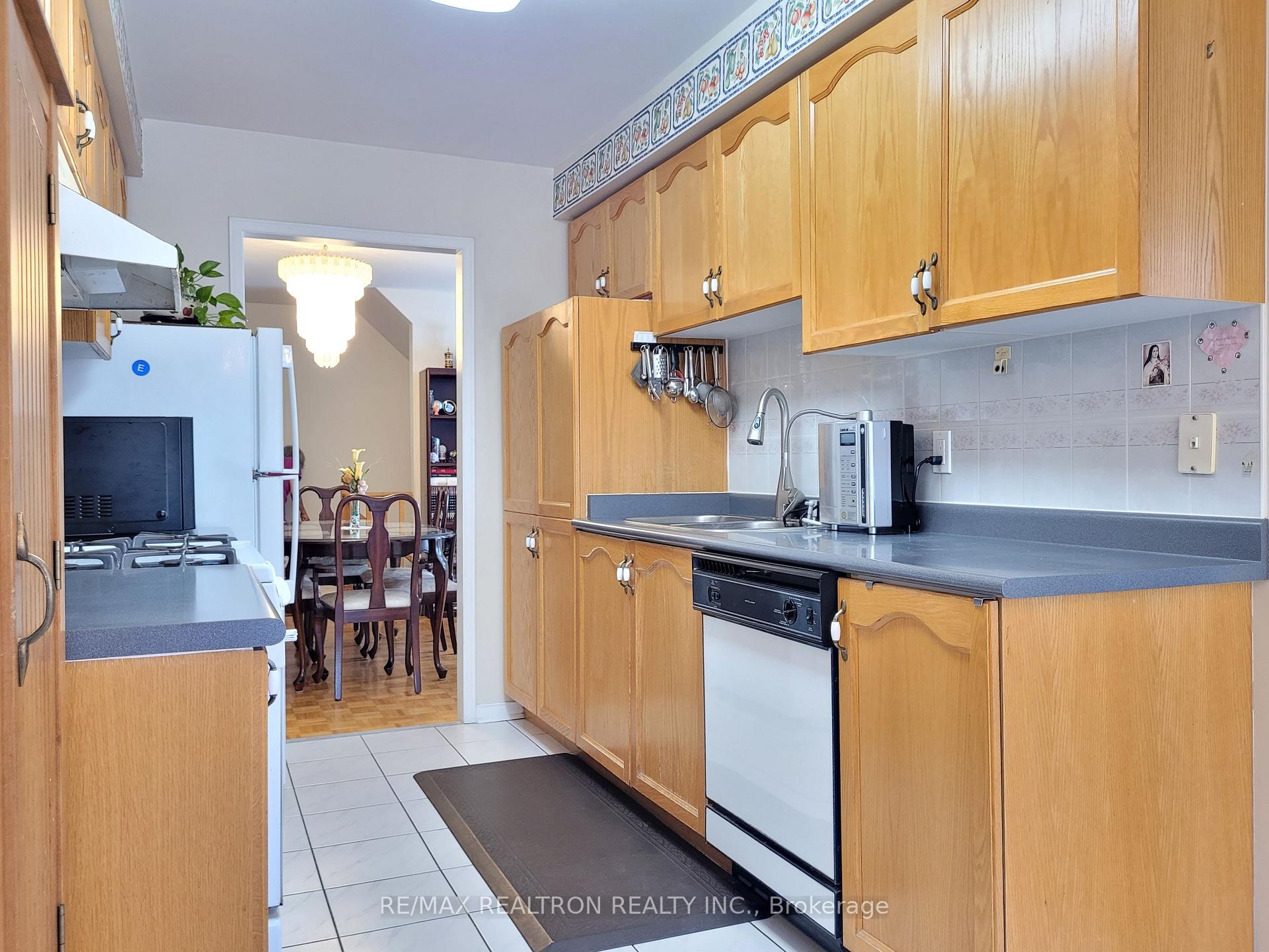 Photo 16 of 6 Echo Glen Road, Scarborough, Morningside — HOMEH