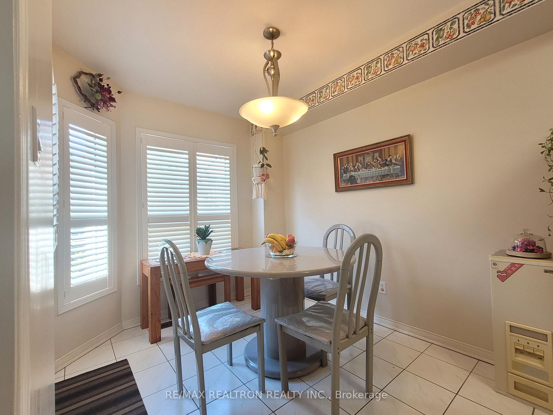 Photo 17 of 6 Echo Glen Road, Scarborough, Morningside — HOMEH