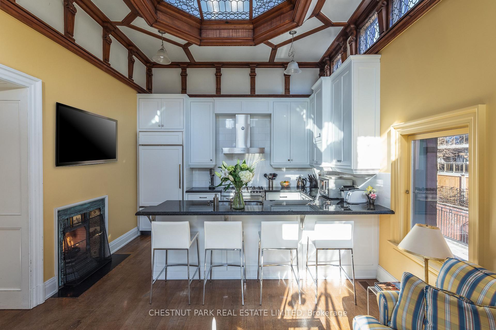 Photo 9 of Unit 4, 40 Maple Avenue, Toronto, Rosedale-Moore Park — HOMEH