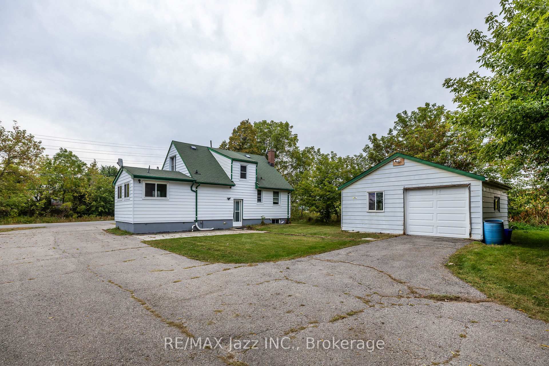 Photo 3 of 1585 Townline Road N, Clarington, Rural Clarington — HOMEH