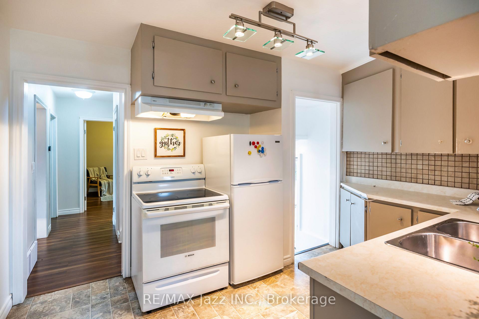 Photo 8 of 1585 Townline Road N, Clarington, Rural Clarington — HOMEH