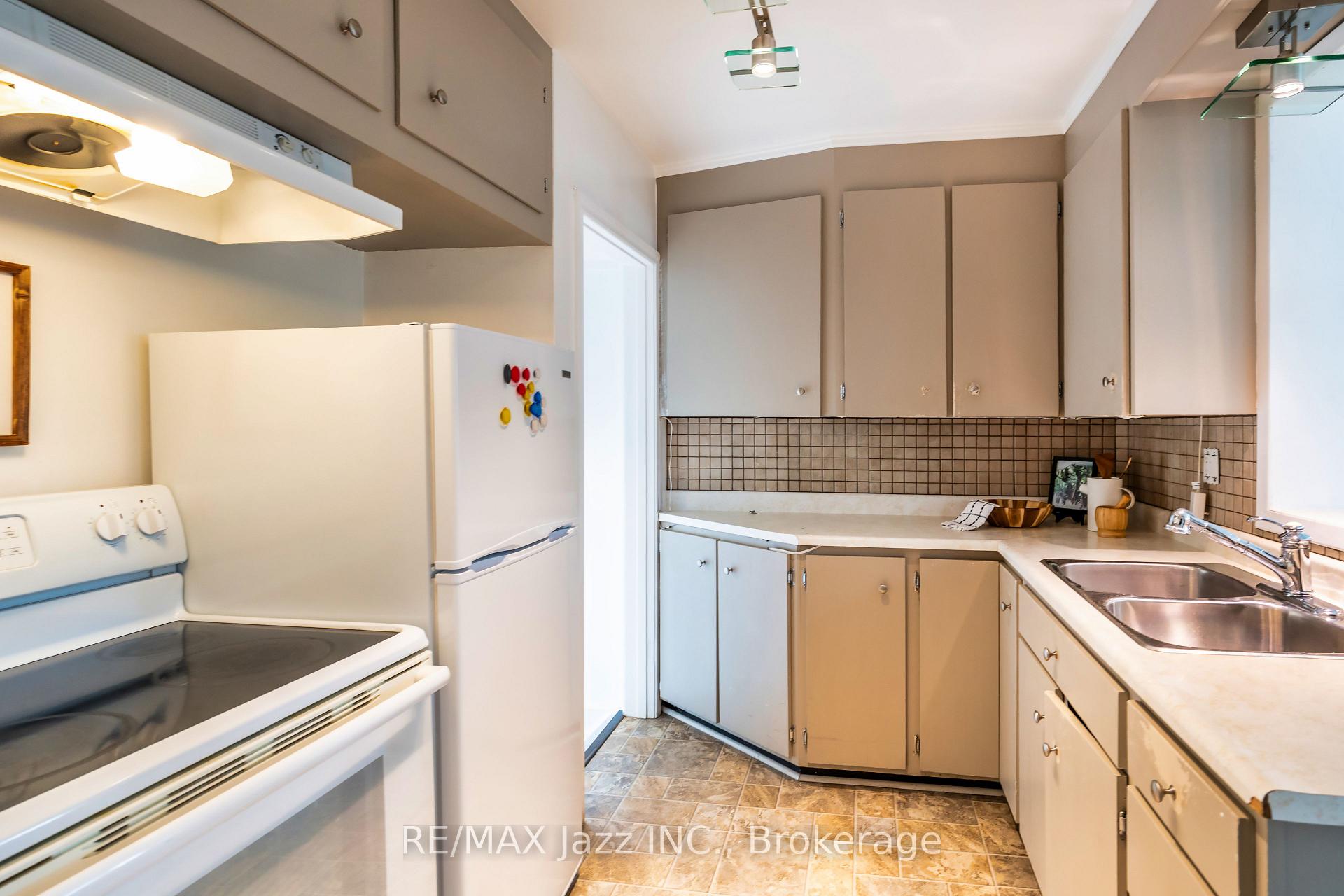 Photo 9 of 1585 Townline Road N, Clarington, Rural Clarington — HOMEH