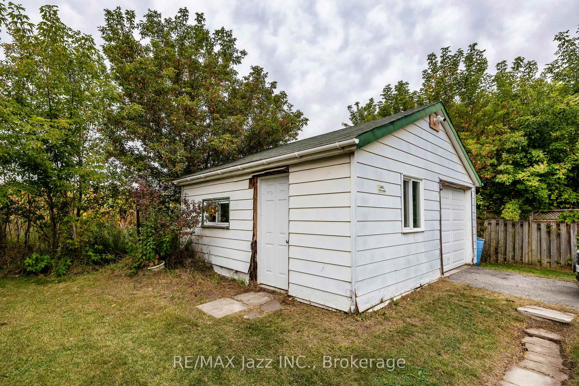 Photo 21 of 1585 Townline Road N, Clarington, Rural Clarington — HOMEH