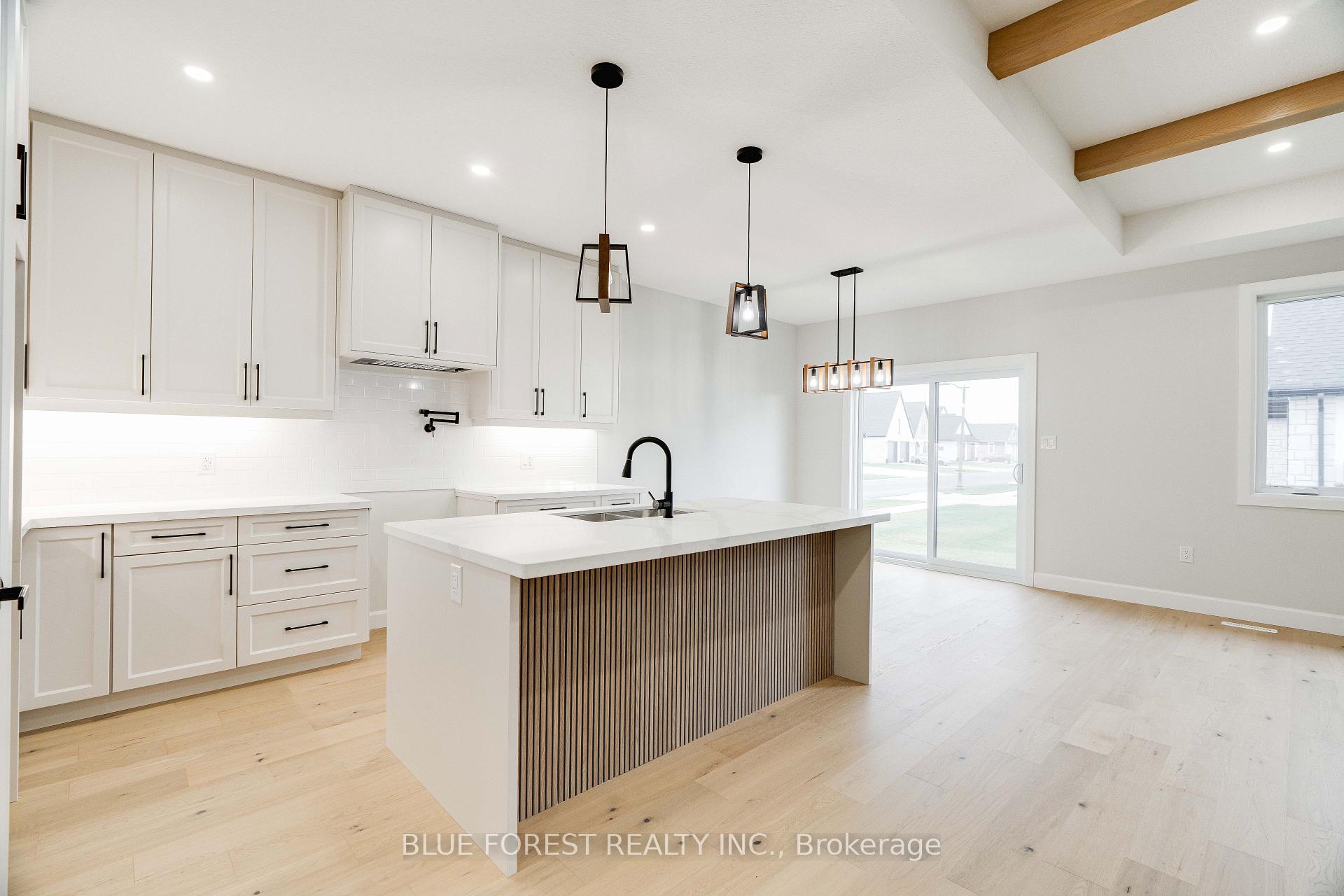 Photo 9 of 303 Nancy Street, Dutton/Dunwich, Rural Dutton/Dunwich — HOMEH