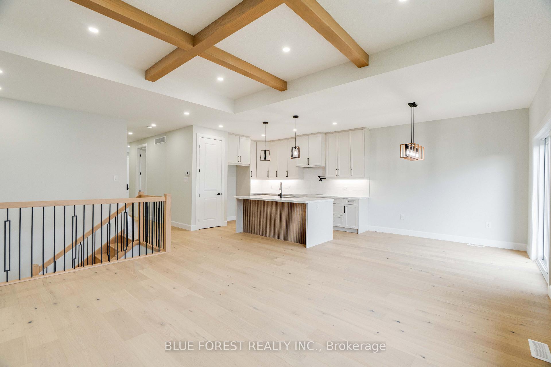 Photo 12 of 303 Nancy Street, Dutton/Dunwich, Rural Dutton/Dunwich — HOMEH