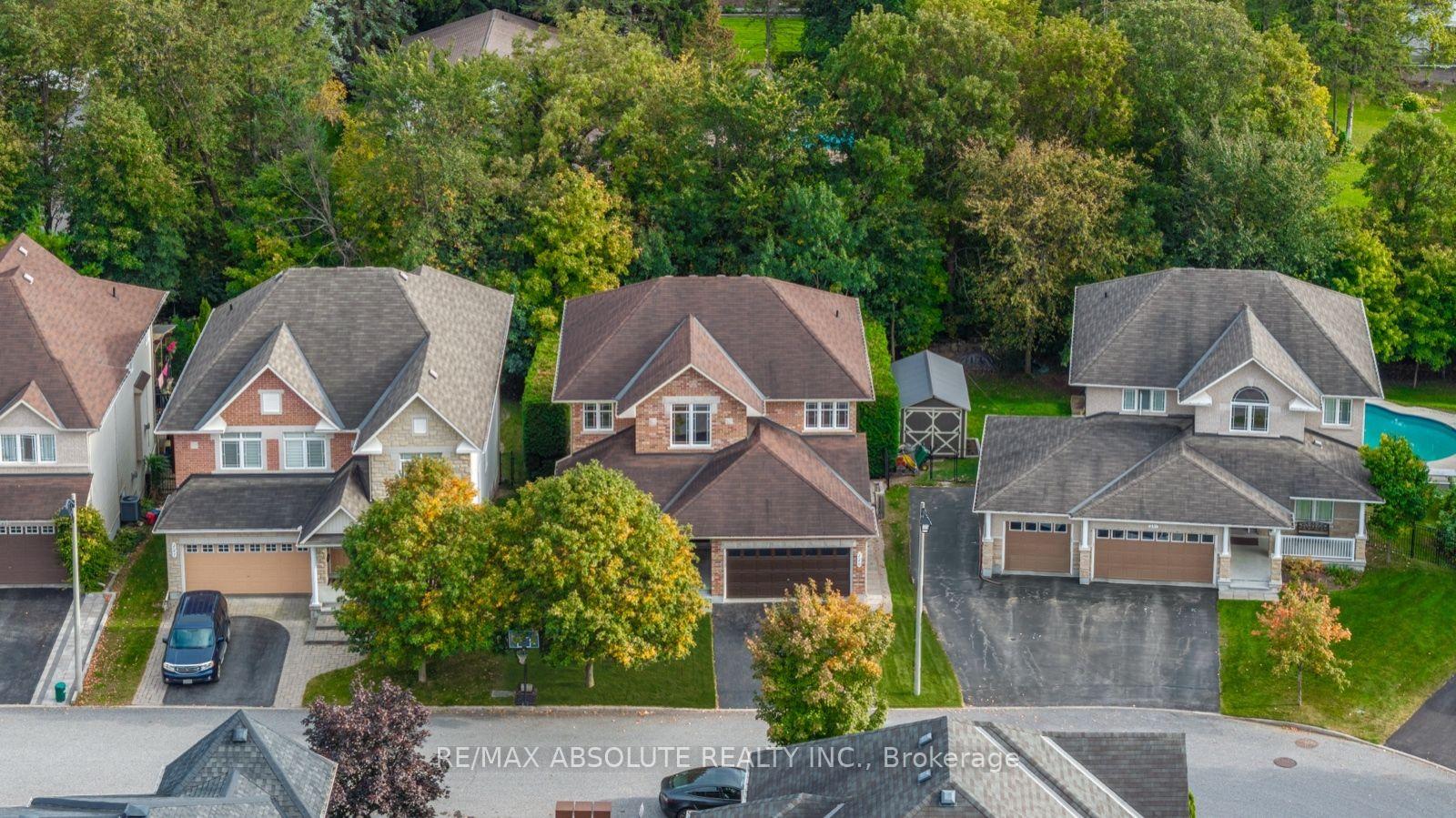 Photo 3 of 229 Marjan Crescent, Ottawa, Barrhaven - Hearts Desire — HOMEH