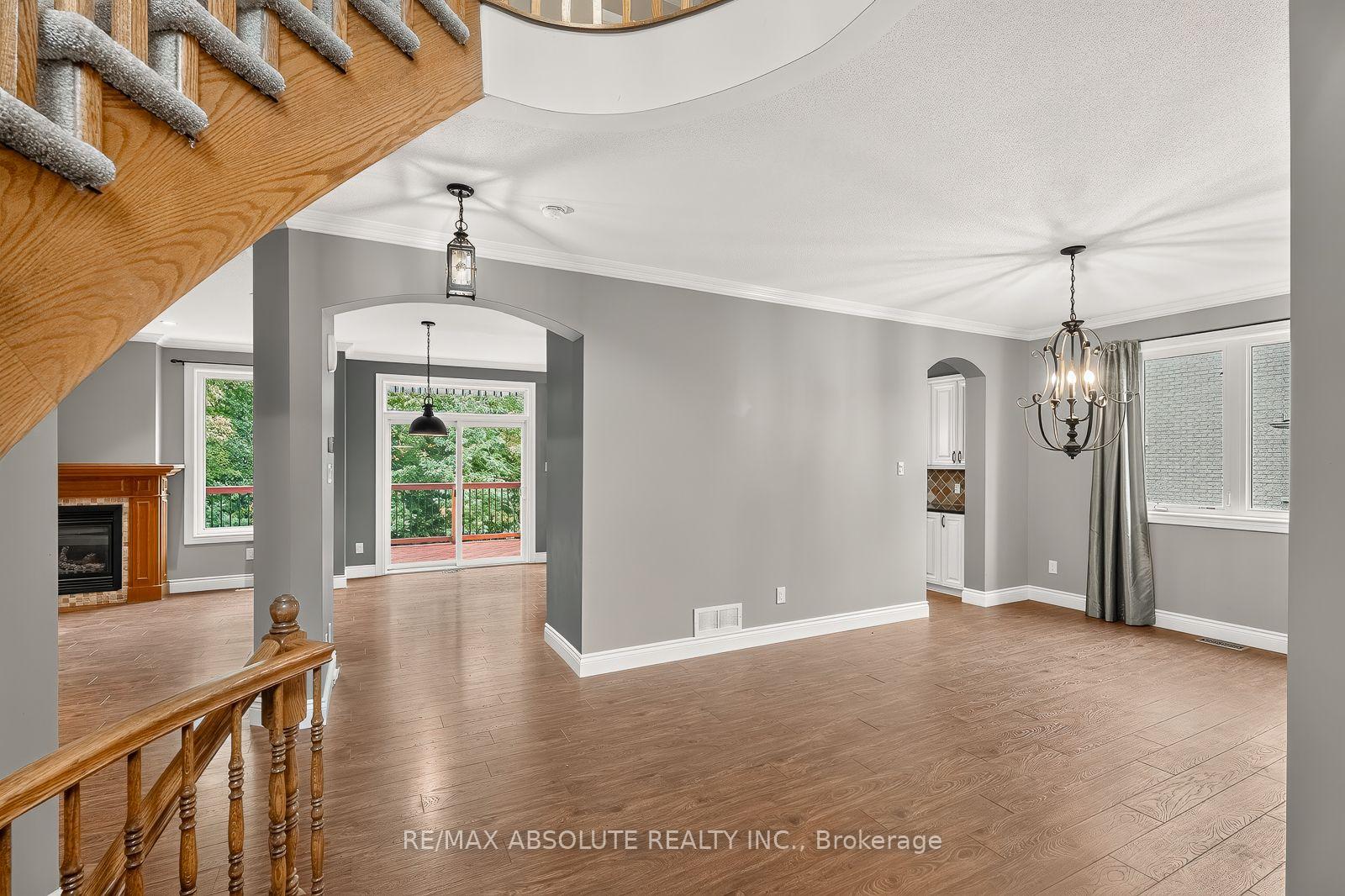 Photo 7 of 229 Marjan Crescent, Ottawa, Barrhaven - Hearts Desire — HOMEH