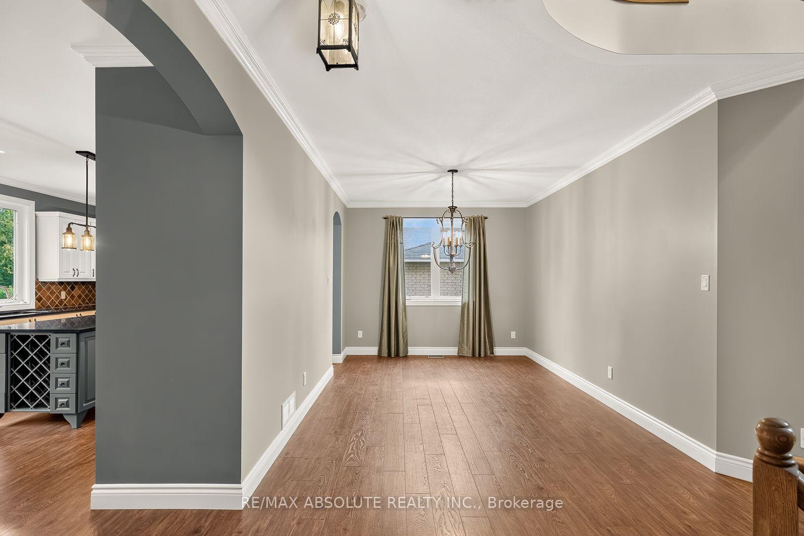 Photo 8 of 229 Marjan Crescent, Ottawa, Barrhaven - Hearts Desire — HOMEH