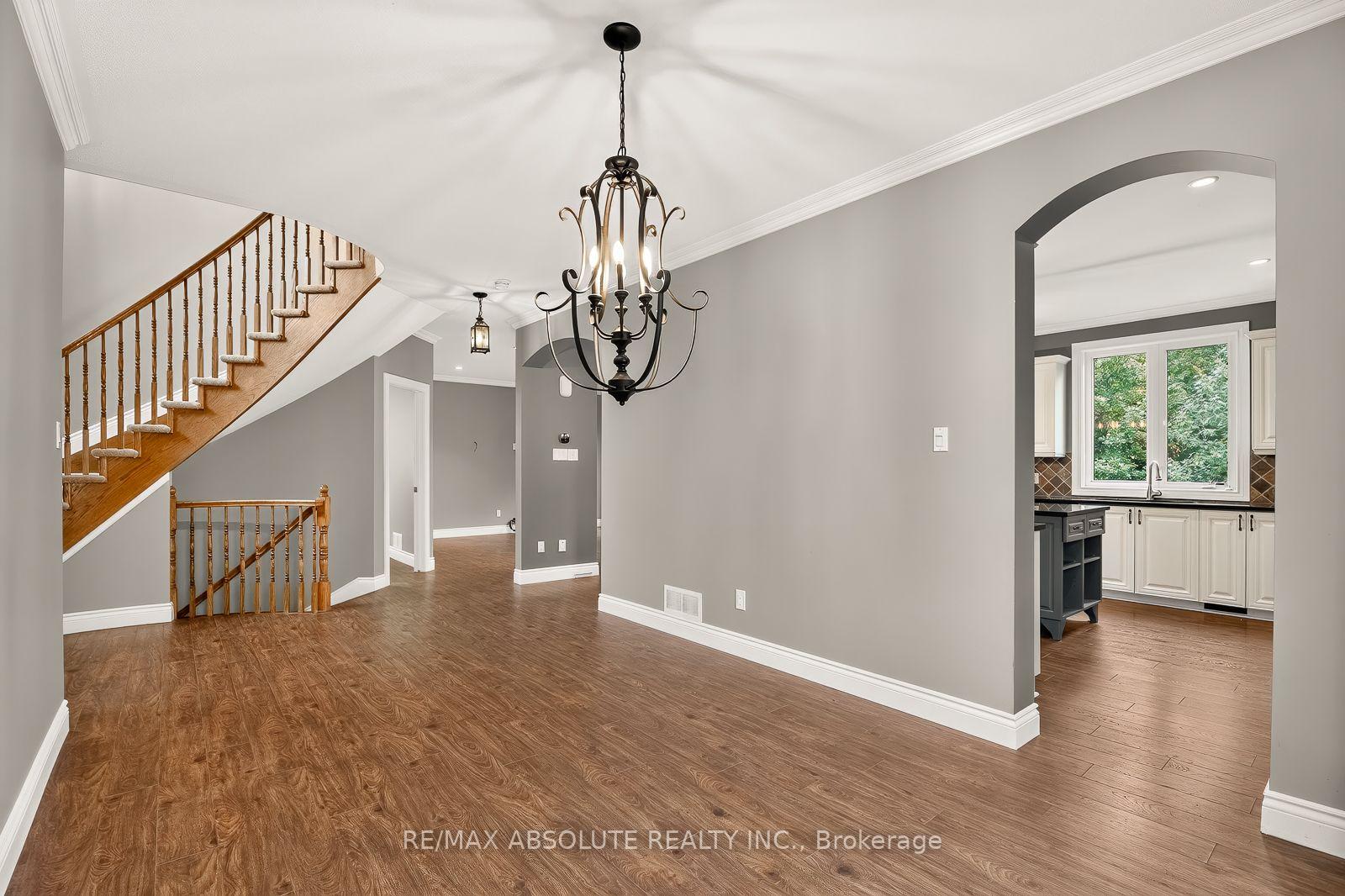 Photo 11 of 229 Marjan Crescent, Ottawa, Barrhaven - Hearts Desire — HOMEH