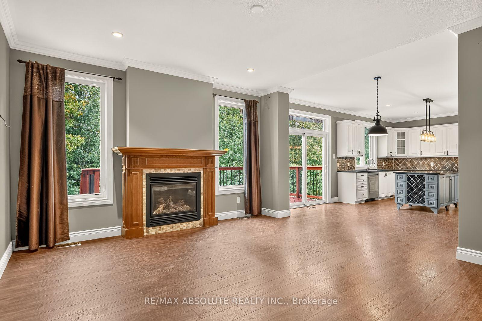 Photo 20 of 229 Marjan Crescent, Ottawa, Barrhaven - Hearts Desire — HOMEH